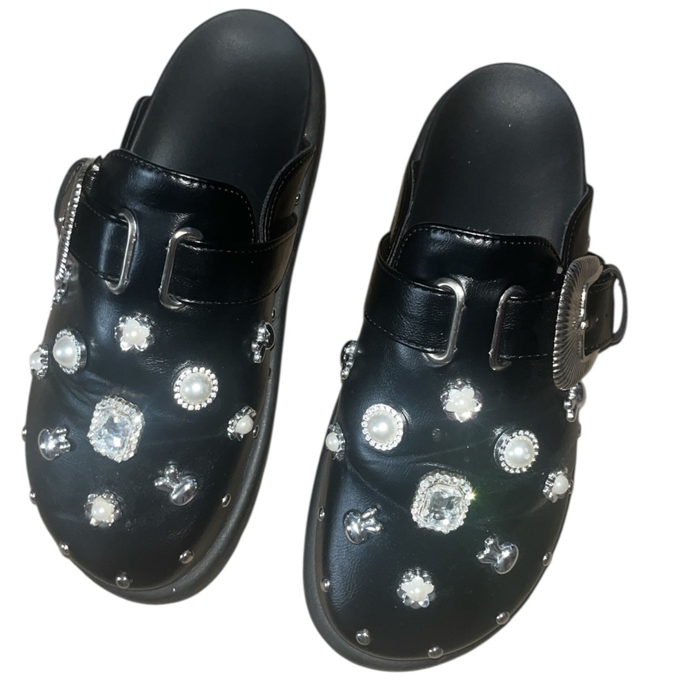 🩷ASOS Black Embellished Mules
